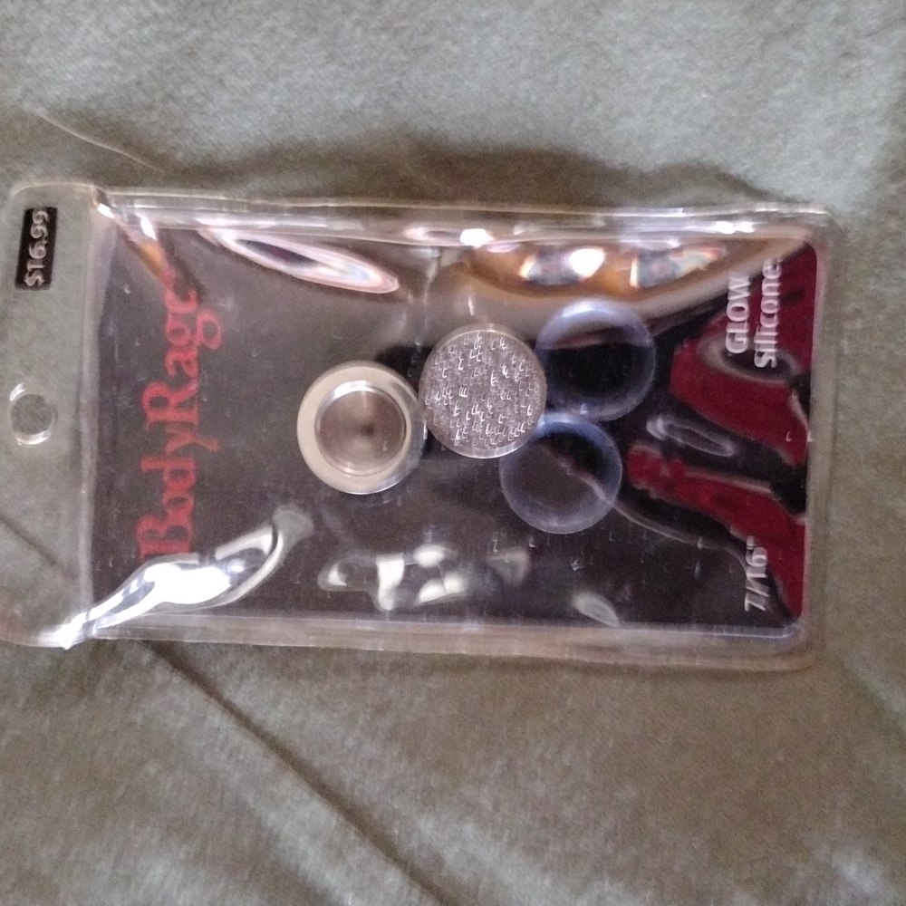 Body Rage Ear Gauges Silver Pave/silicone 7/16!